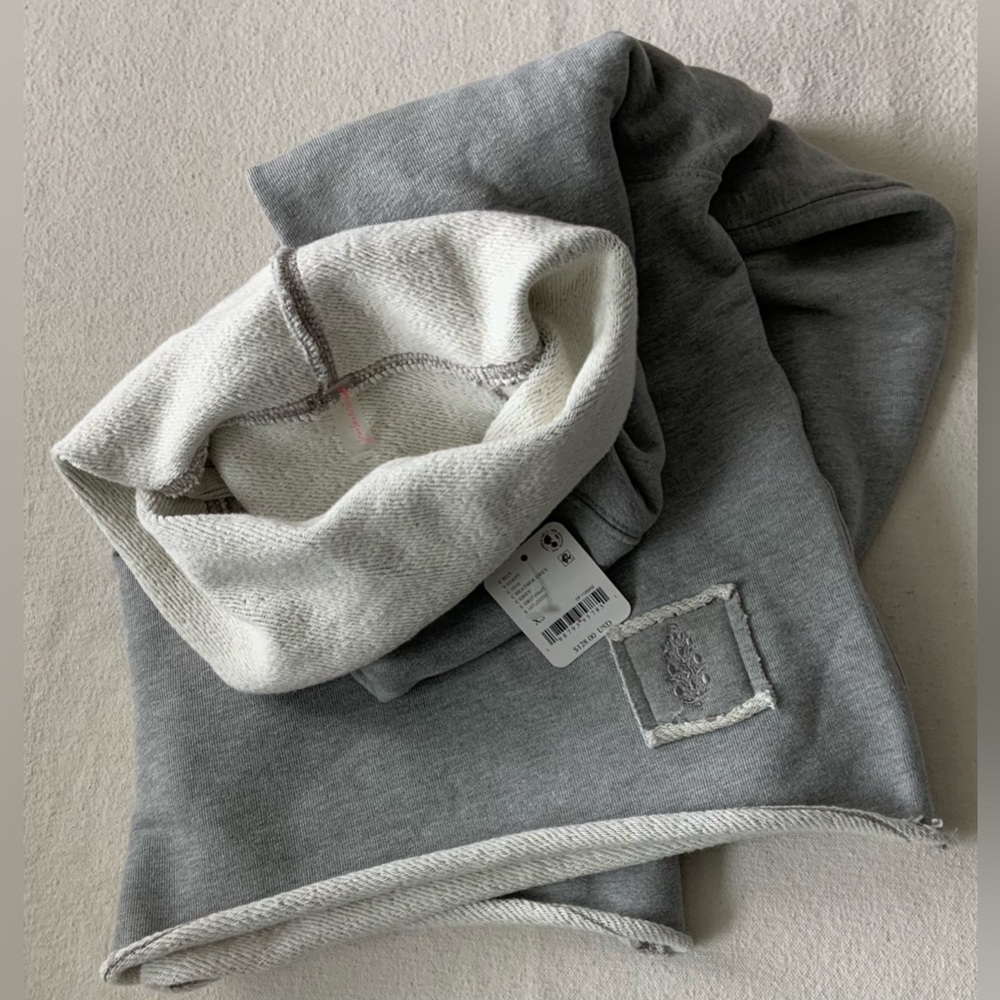 Free People Movement ~ Cutback Mock Neck Pullover ~ XS ~ NWT - Picture 6 of 15